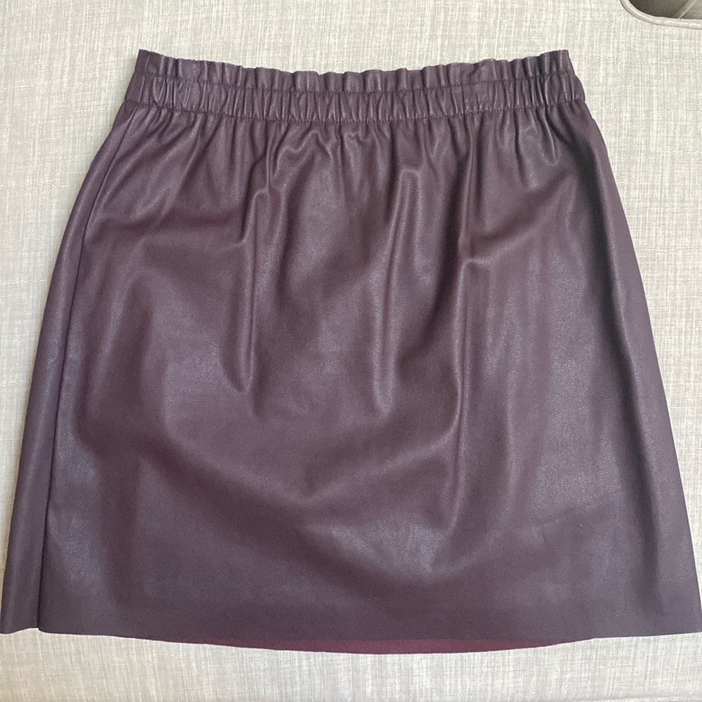 Loft Medium Oxblood Leather-like skirt